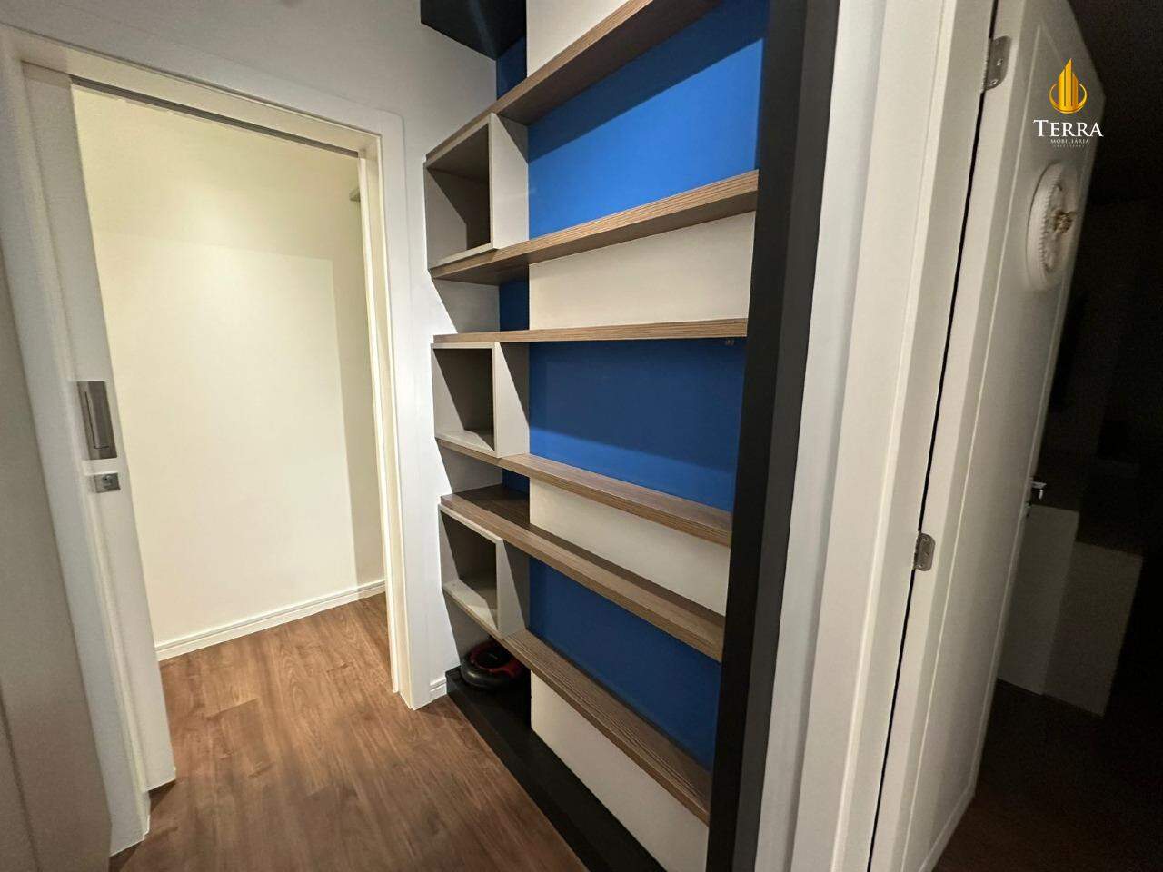 Edifício Torre Esmeralda Apartamento com 3 quartos, Centro: 