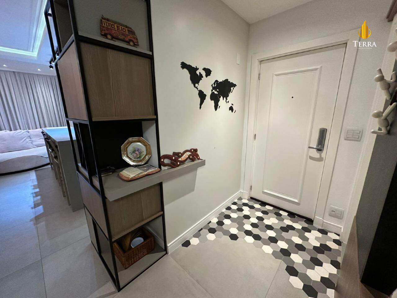 Edifício Torre Esmeralda Apartamento com 3 quartos, Centro: 