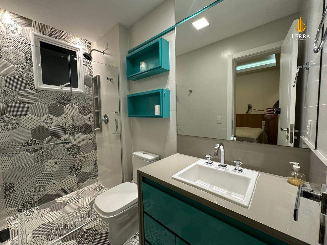 Edifício Torre Esmeralda Apartamento com 3 quartos, Centro: 