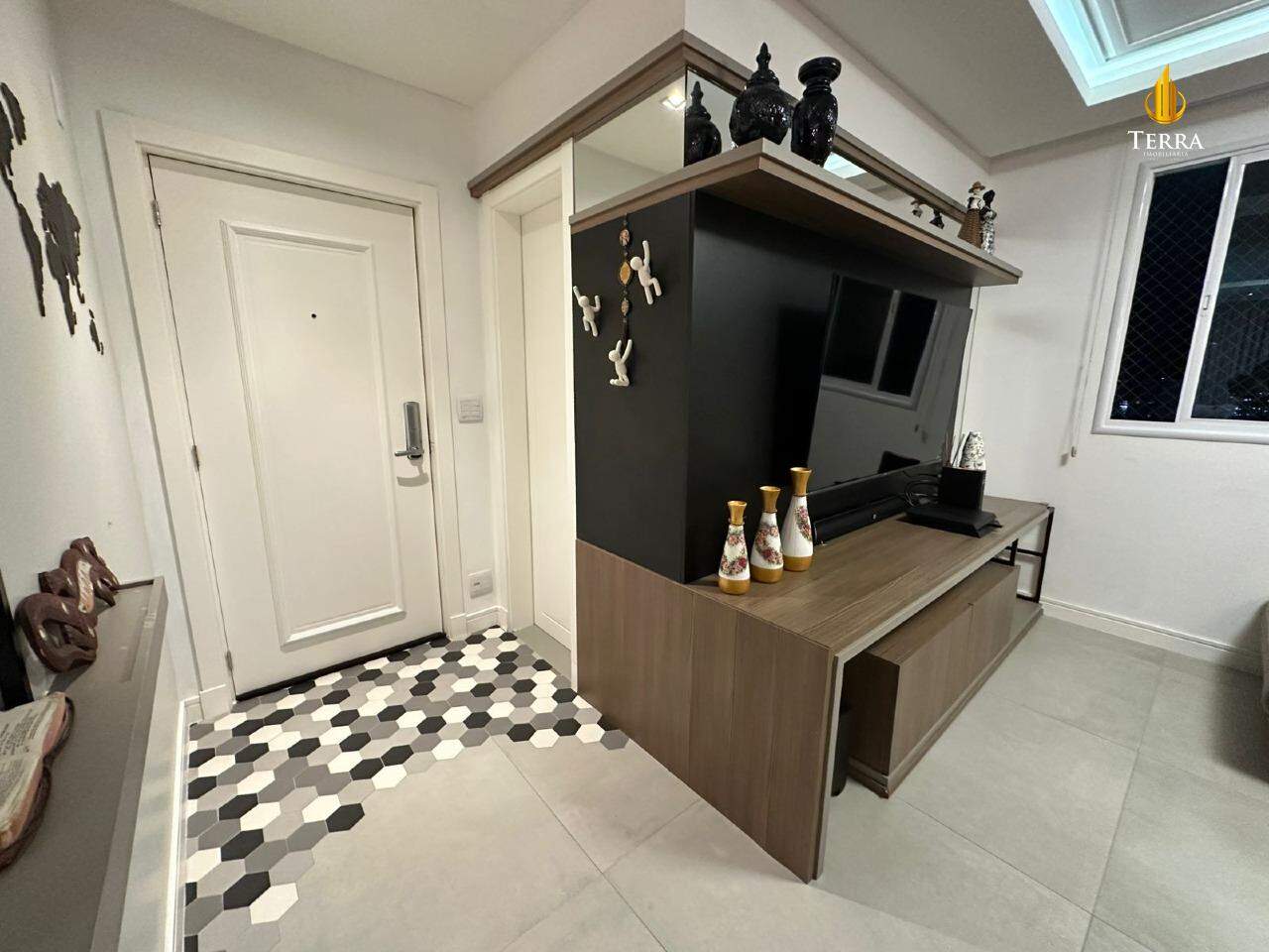 Edifício Torre Esmeralda Apartamento com 3 quartos, Centro: 