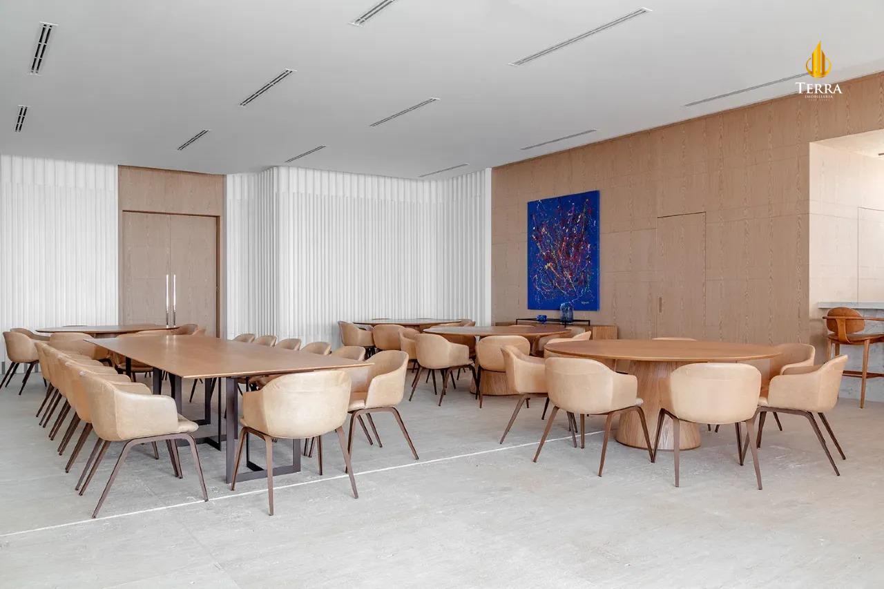  Edifício Copenhagen Apartamento com 4 quartos, Centro: 