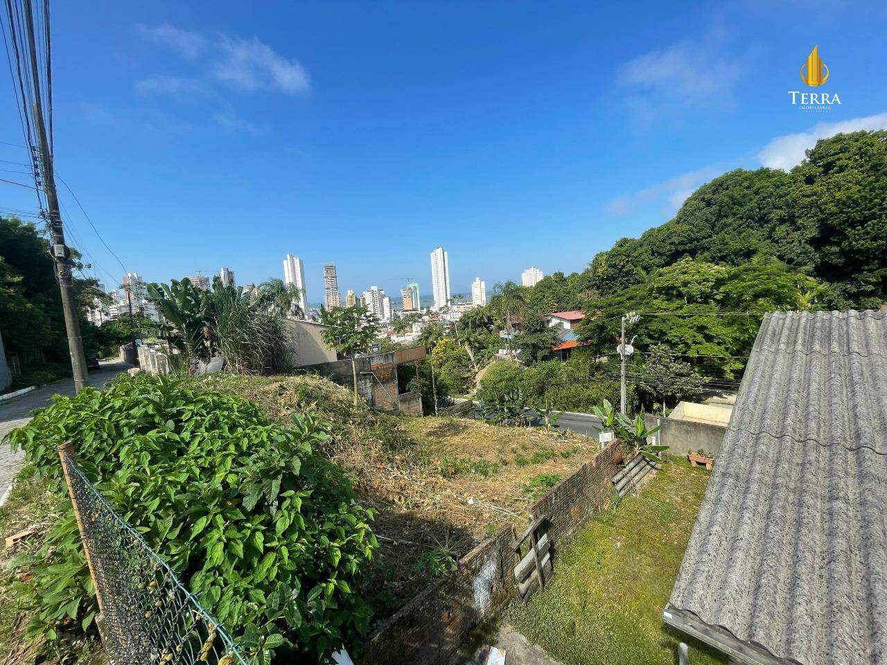  Terreno com , Fazenda: 