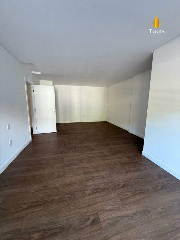 La Plage Apartamento com 3 quartos, Cabeçudas: 