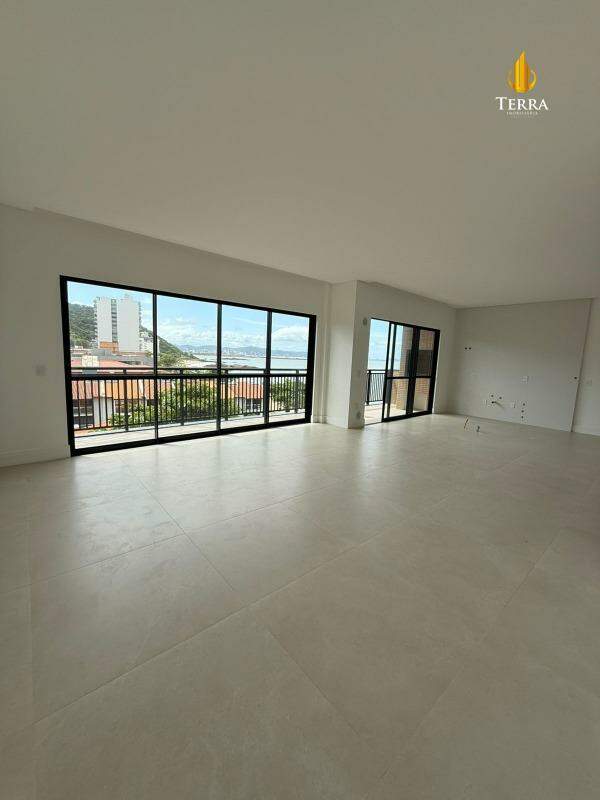 La Plage Apartamento com 3 quartos, Cabeçudas: 