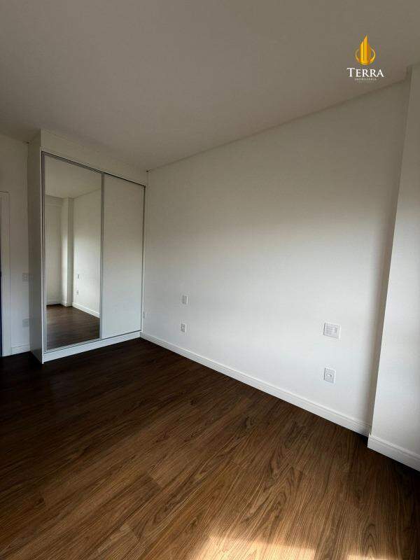 La Plage Apartamento com 3 quartos, Cabeçudas: 