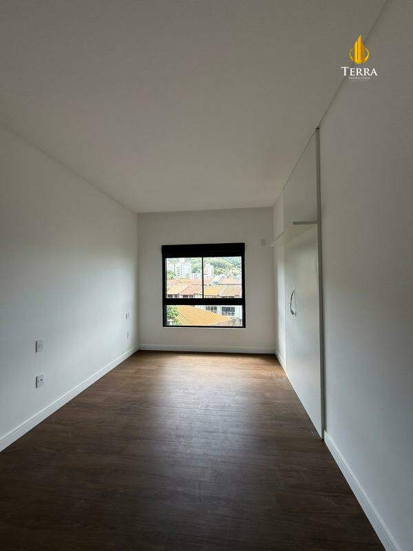 La Plage Apartamento com 3 quartos, Cabeçudas: 