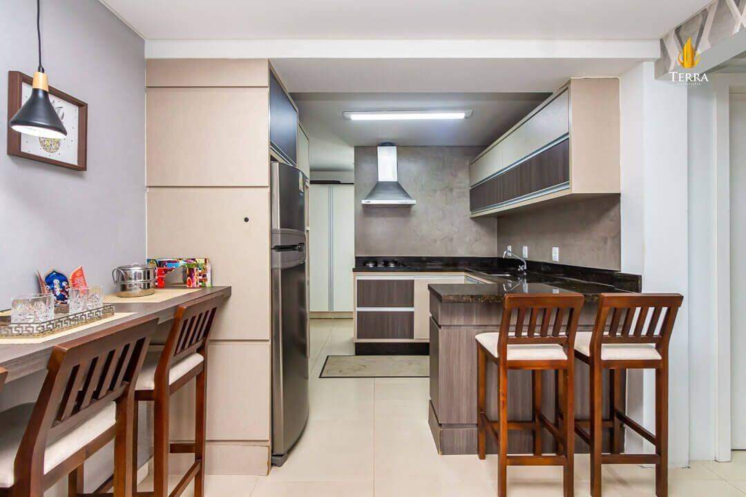 Edifício La Salle Apartamento com 2 quartos, Centro: 