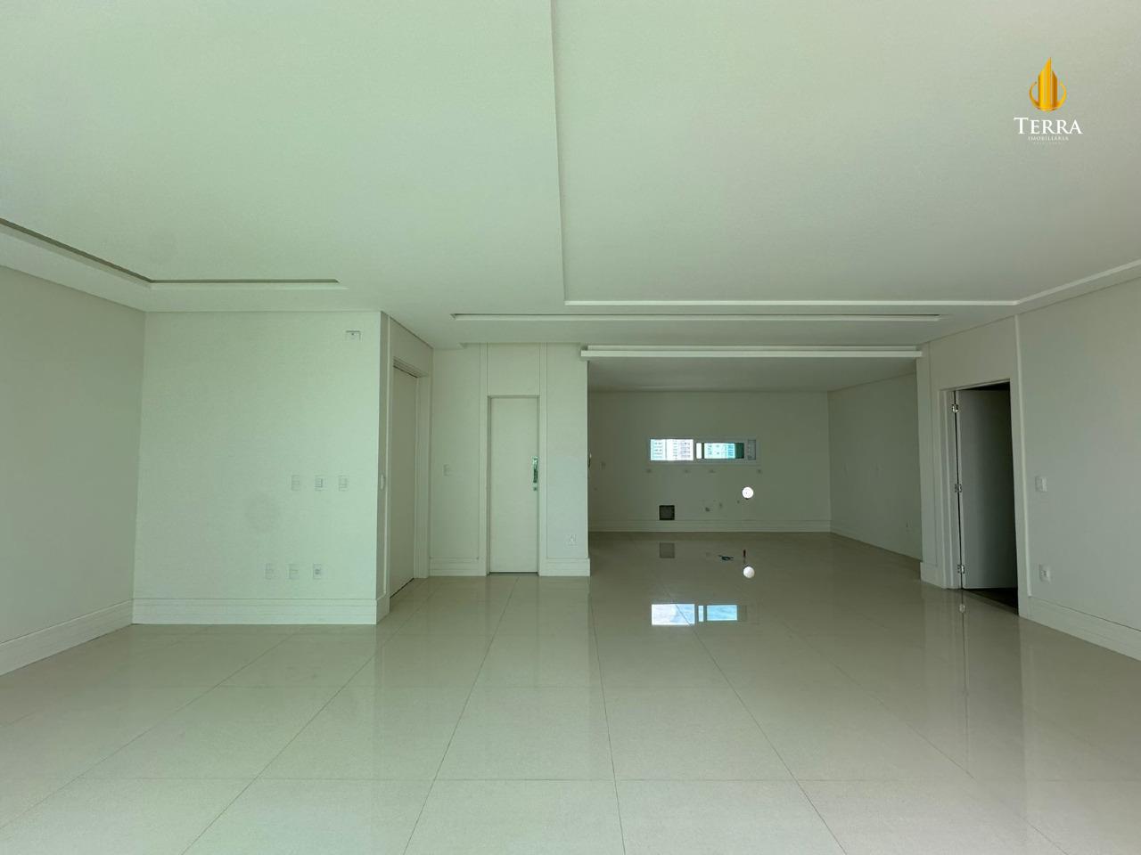 Edifício Ville Del’ Acqua Residence Apartamento com 4 quartos, Centro: 