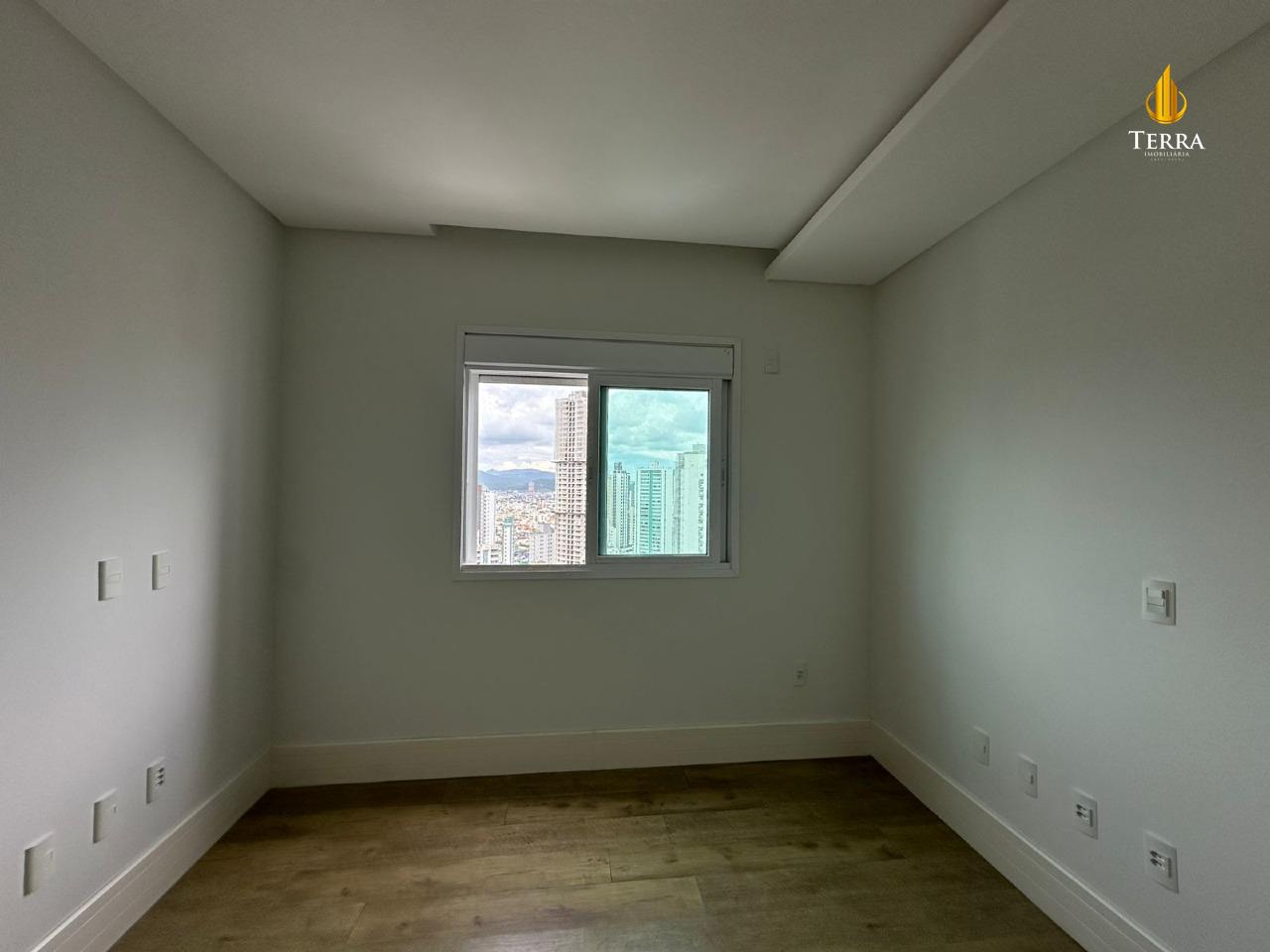 Edifício Ville Del’ Acqua Residence Apartamento com 4 quartos, Centro: 