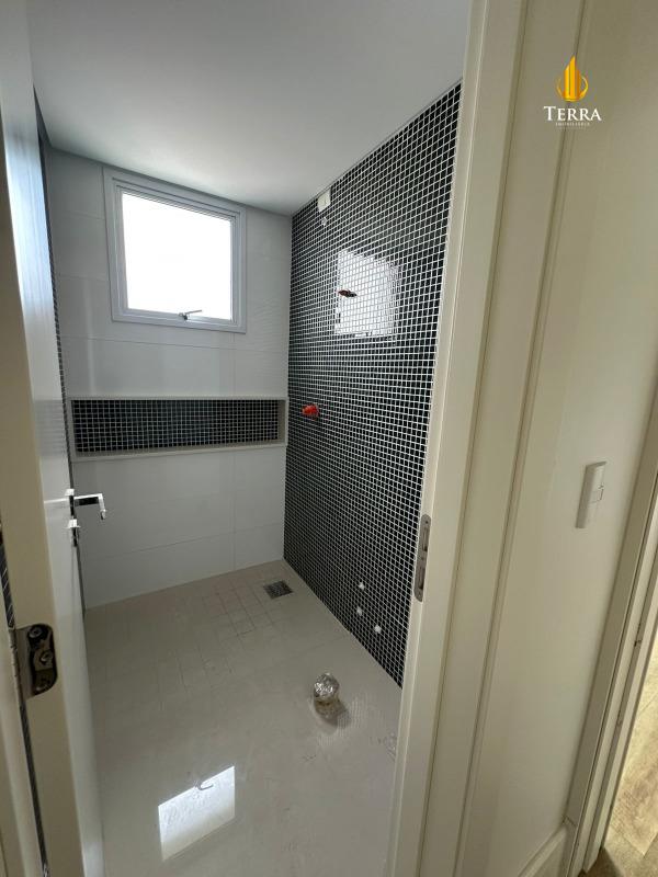 Edifício Ville Del’ Acqua Residence Apartamento com 4 quartos, Centro: 