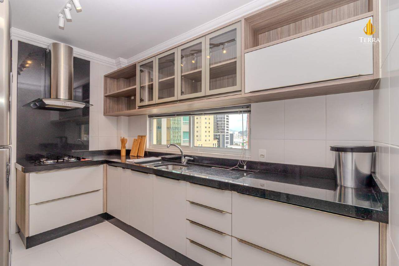 Edifício Atacama Apartamento com 3 quartos, Centro: 