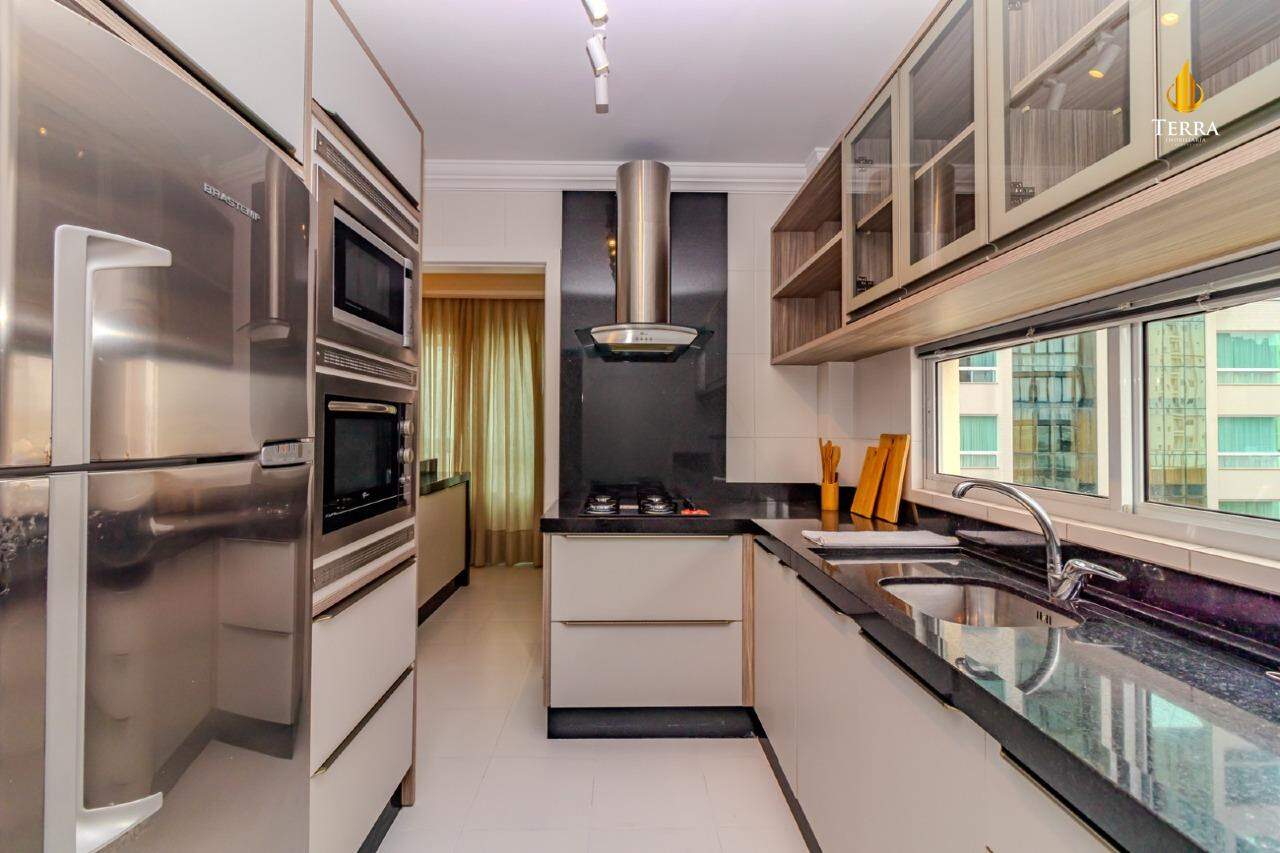 Edifício Atacama Apartamento com 3 quartos, Centro: 