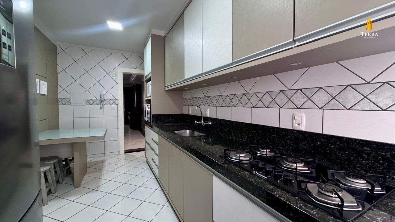 Residencial Clermont Ferrand Apartamento com 3 quartos, Centro: 