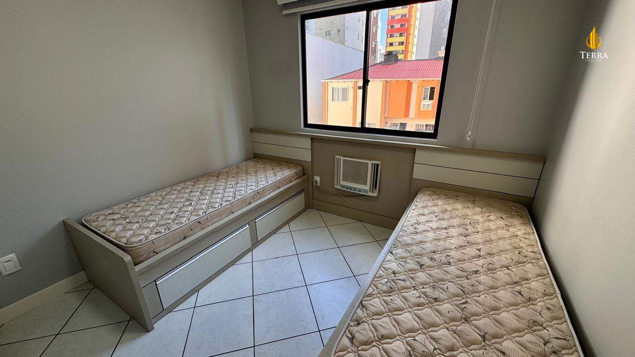 Residencial Clermont Ferrand Apartamento com 3 quartos, Centro: 