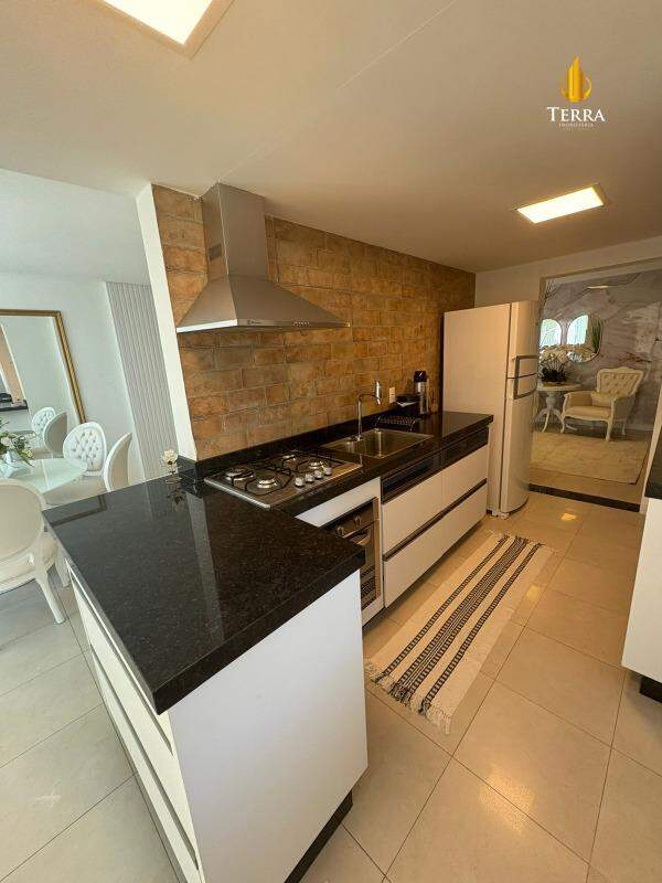 Edifício Residencial Golden Green Apartamento com 3 quartos, Pioneiros: 