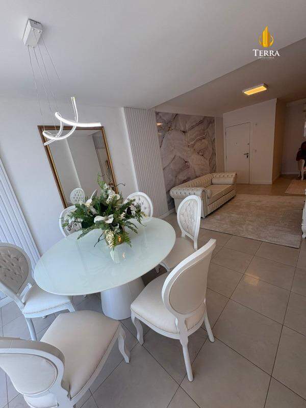 Edifício Residencial Golden Green Apartamento com 3 quartos, Pioneiros: 