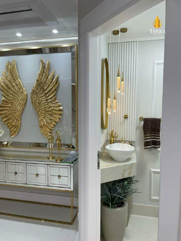 Magnifique Tower Residence Apartamento com 4 quartos, Centro: 