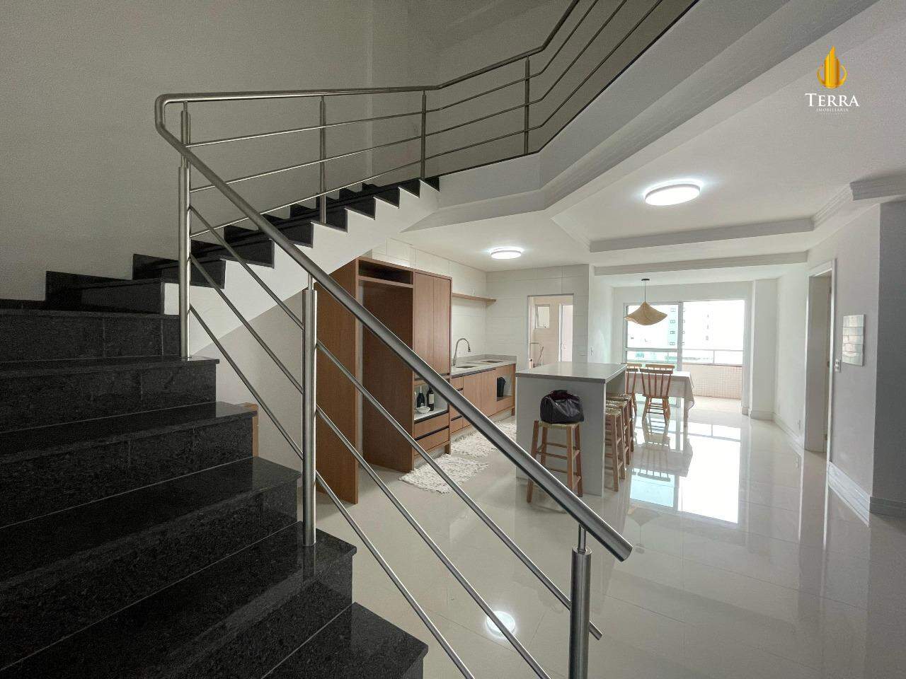 Emerald Apartamento com 3 quartos, Praia Brava: 