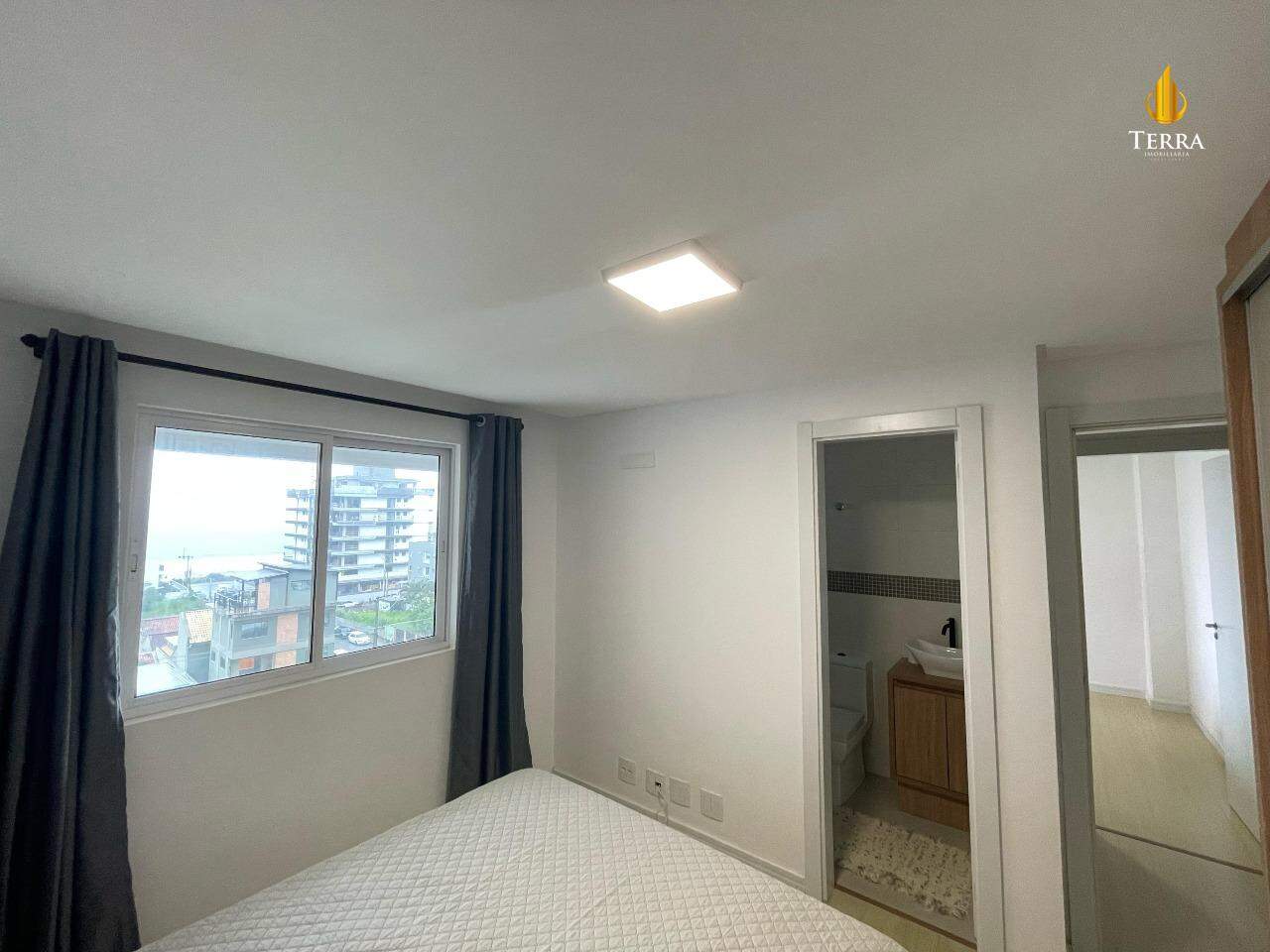 Emerald Apartamento com 3 quartos, Praia Brava: 