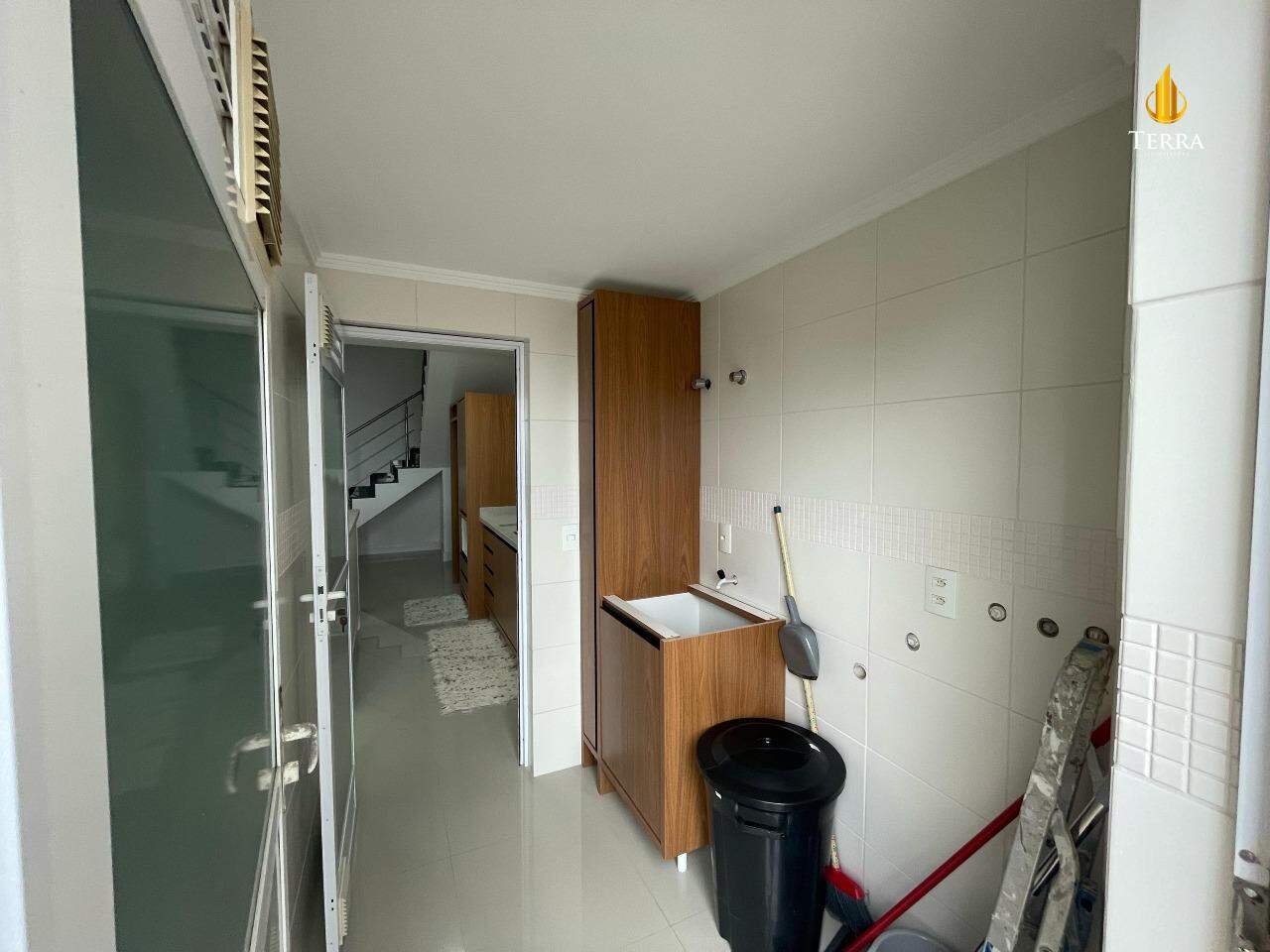 Emerald Apartamento com 3 quartos, Praia Brava: 