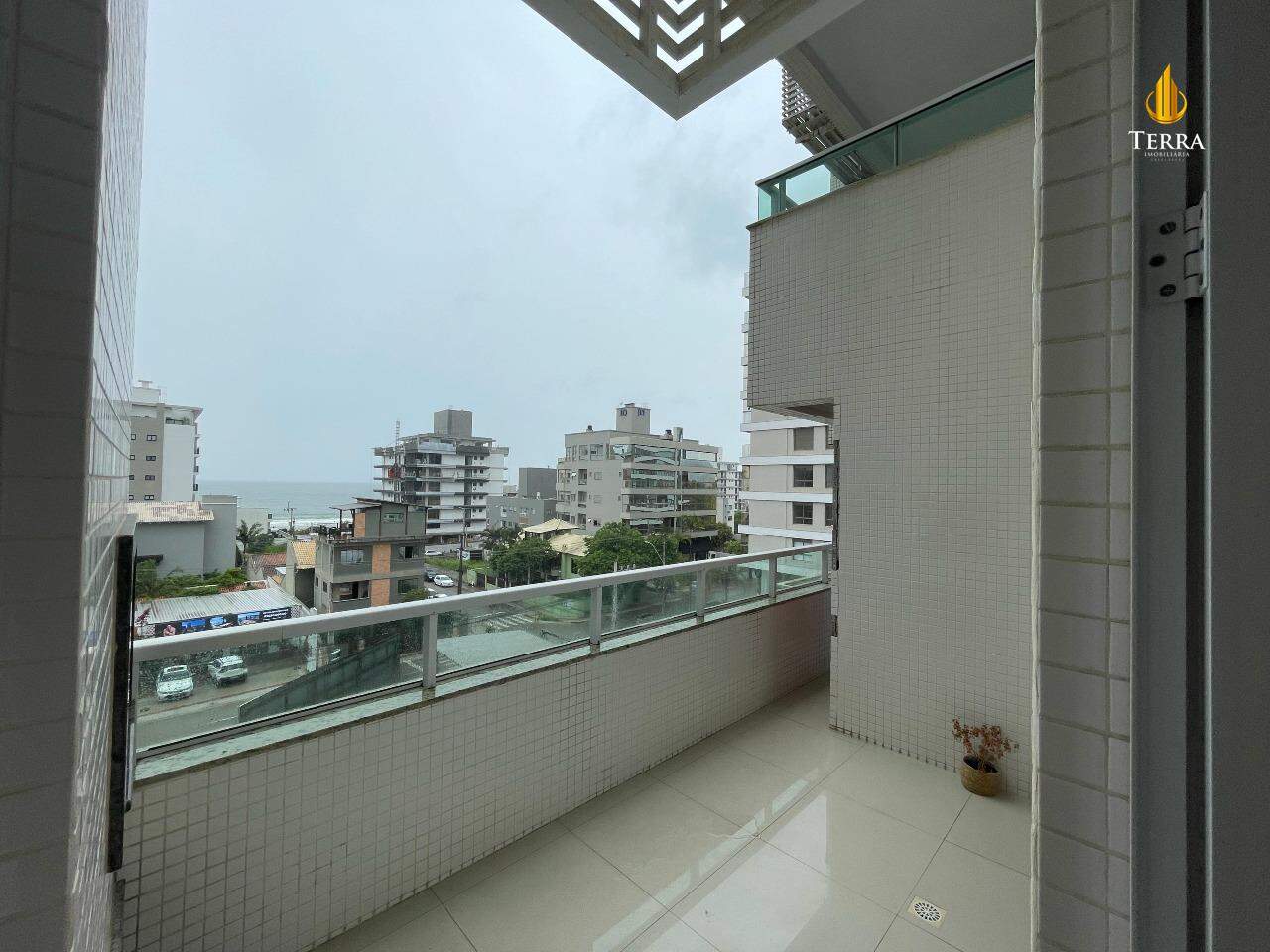 Emerald Apartamento com 3 quartos, Praia Brava: 
