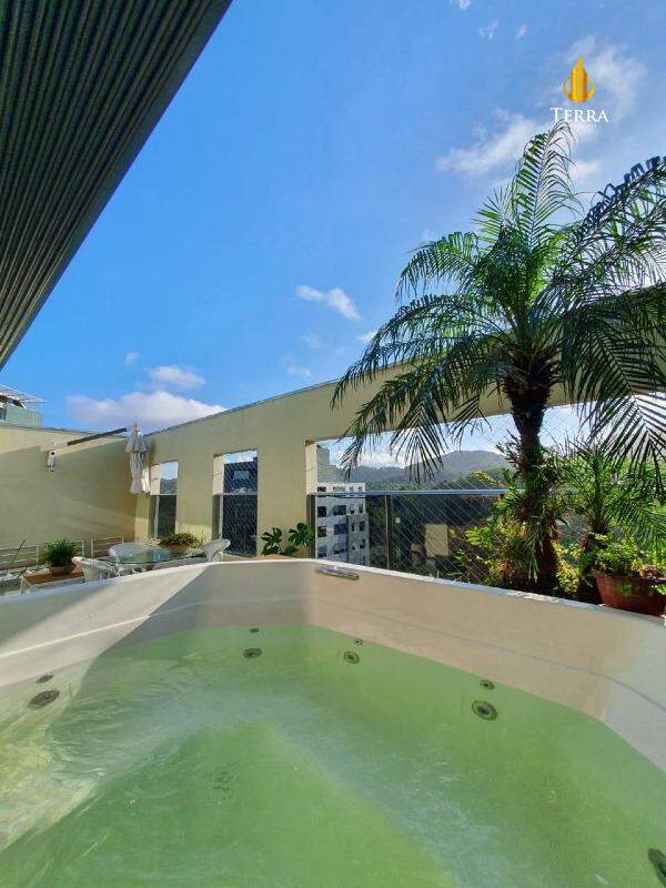MaxHaus Praia Brava Apartamento com 2 quartos, Praia Brava: 