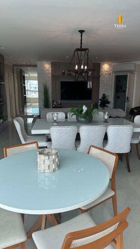 Edifício Monte Bianco Apartamento com 3 quartos, Centro: 