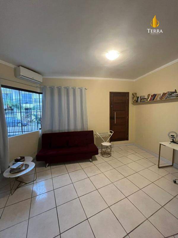 Casa com 4 quartos, São Judas: