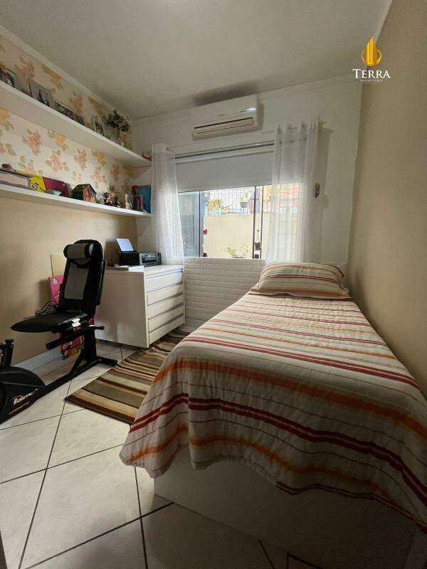 Casa com 4 quartos, São Judas: