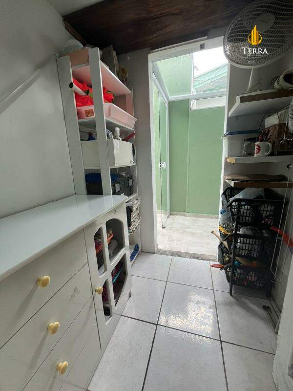 Casa com 4 quartos, São Judas: