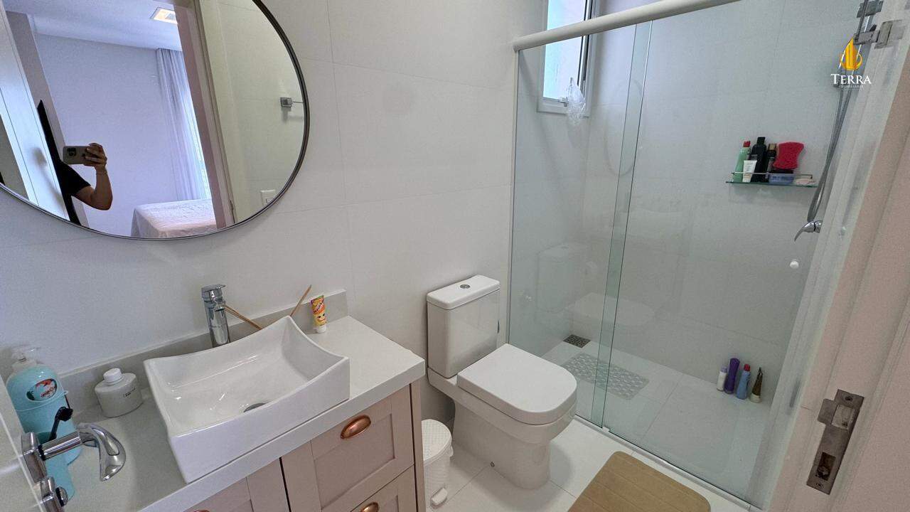 Hamptons Village Apartamento com 3 quartos, Centro: 