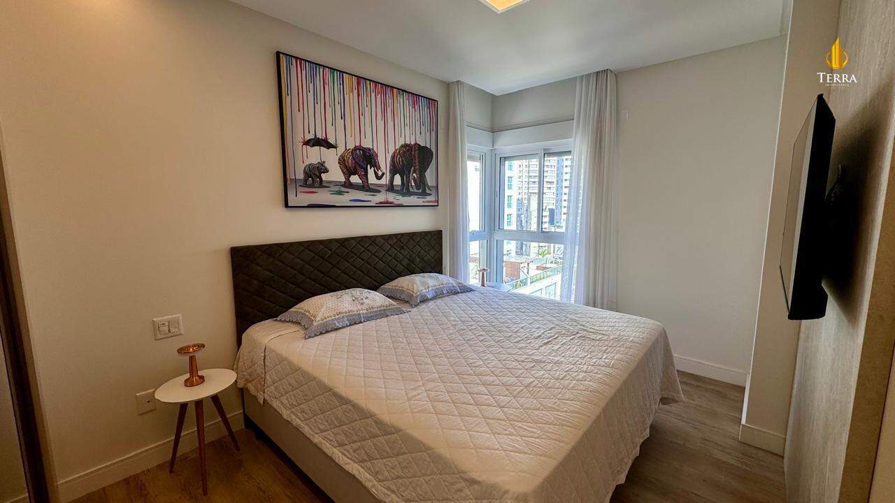 Hamptons Village Apartamento com 3 quartos, Centro: 