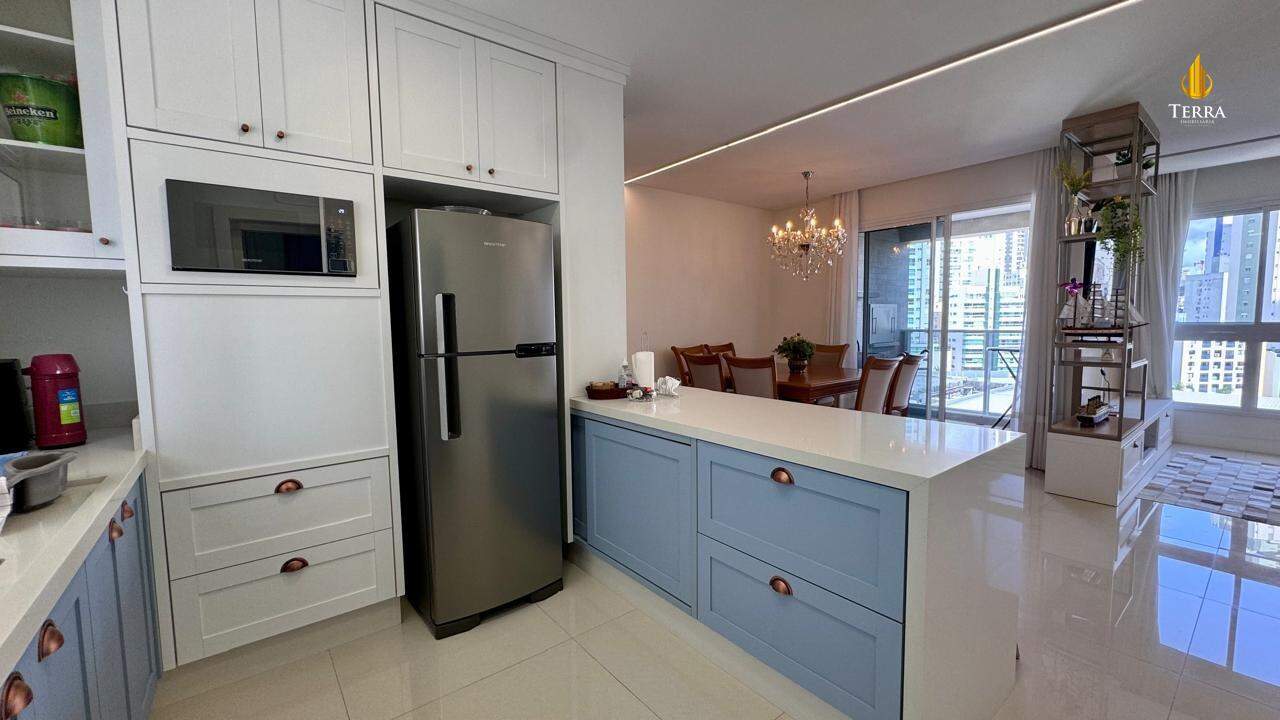 Hamptons Village Apartamento com 3 quartos, Centro: 