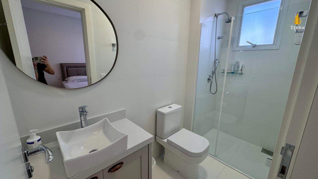 Hamptons Village Apartamento com 3 quartos, Centro: 