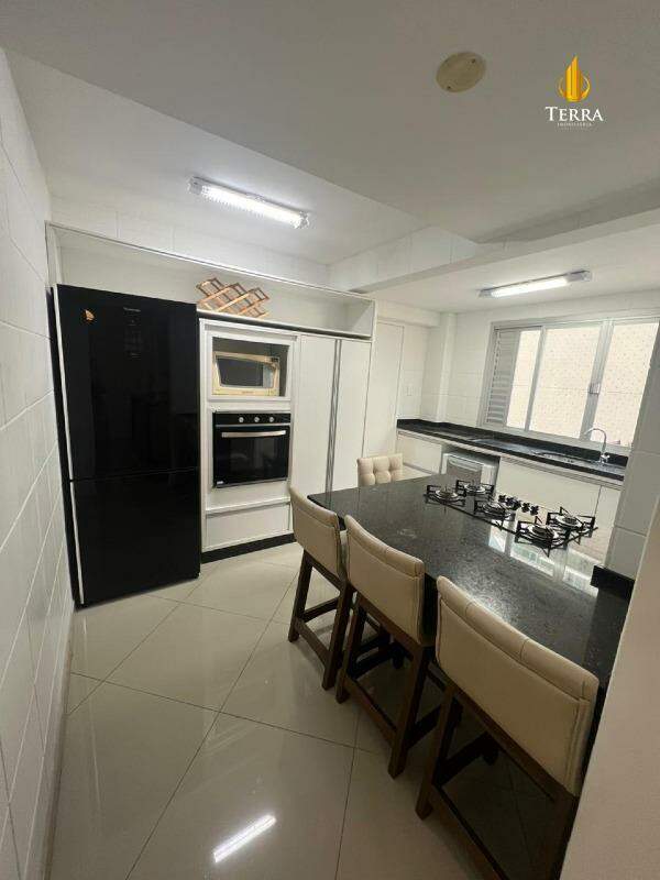 Edificio Antares Apartamento com 3 quartos, Pioneiros:
