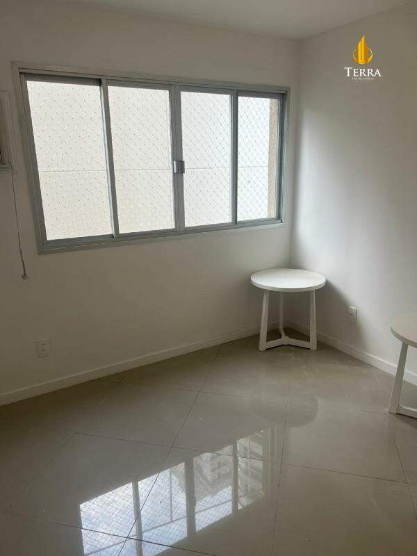 Edificio Antares Apartamento com 3 quartos, Pioneiros: 