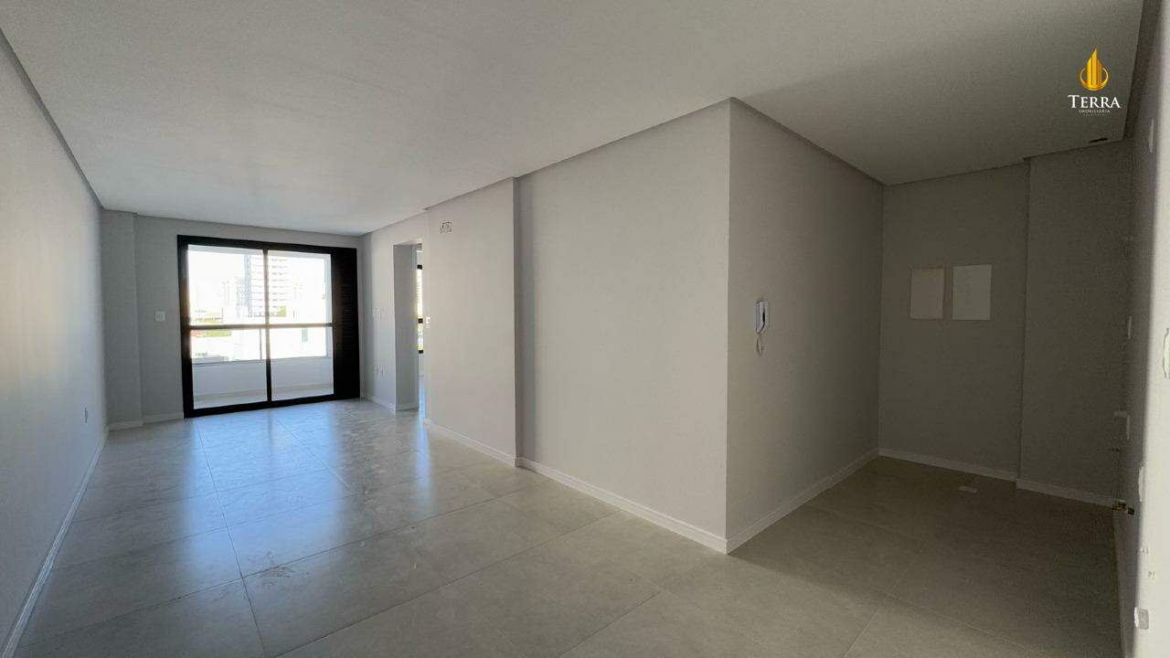 Edifício Ilha de Maiorca Apartamento com 2 quartos, Vila Operária: 