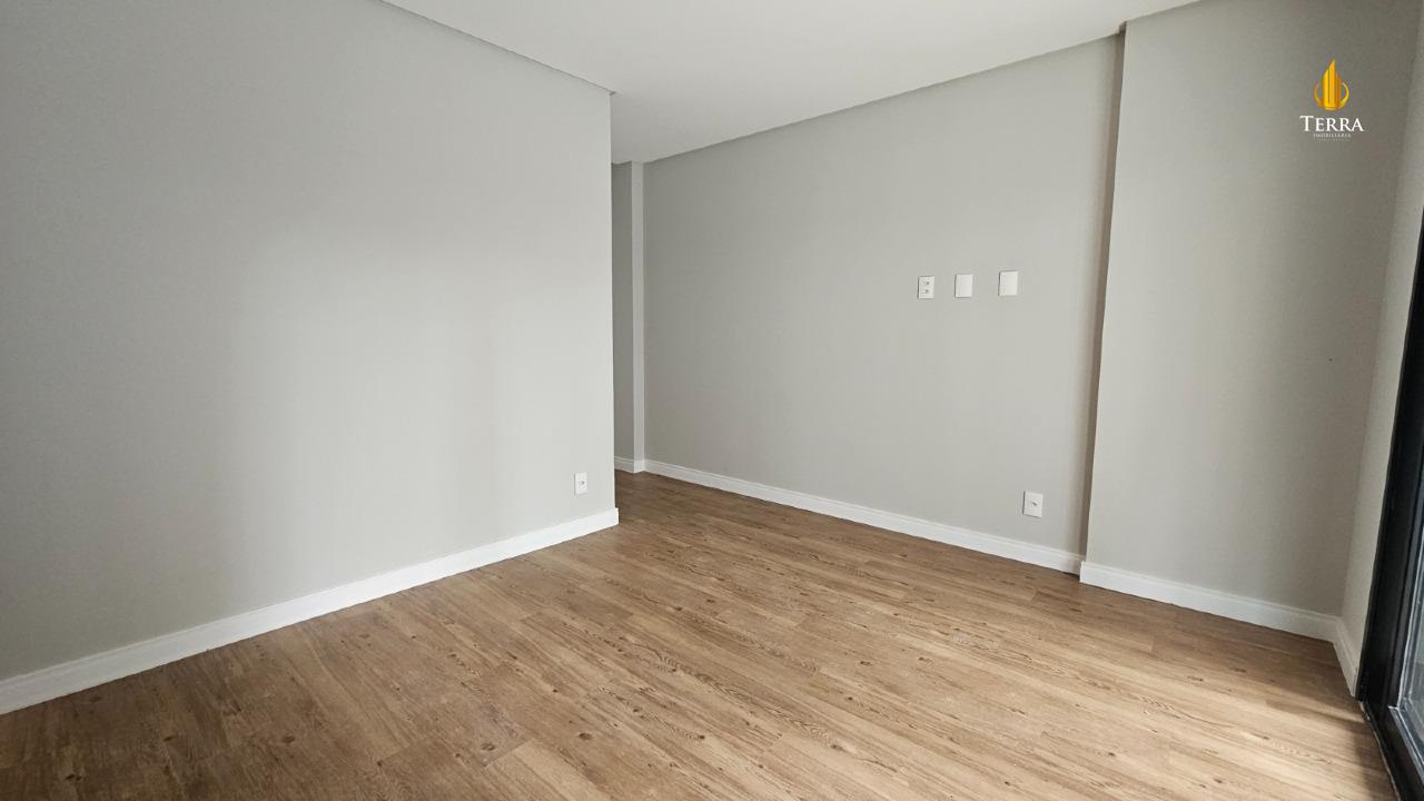 Sun Coast Residence Apartamento com 3 quartos, Fazenda: 