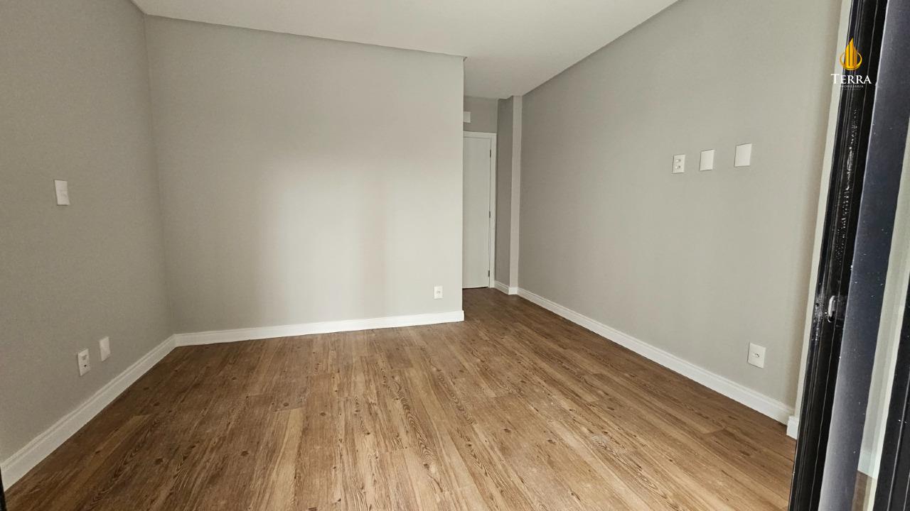 Sun Coast Residence Apartamento com 3 quartos, Fazenda: 