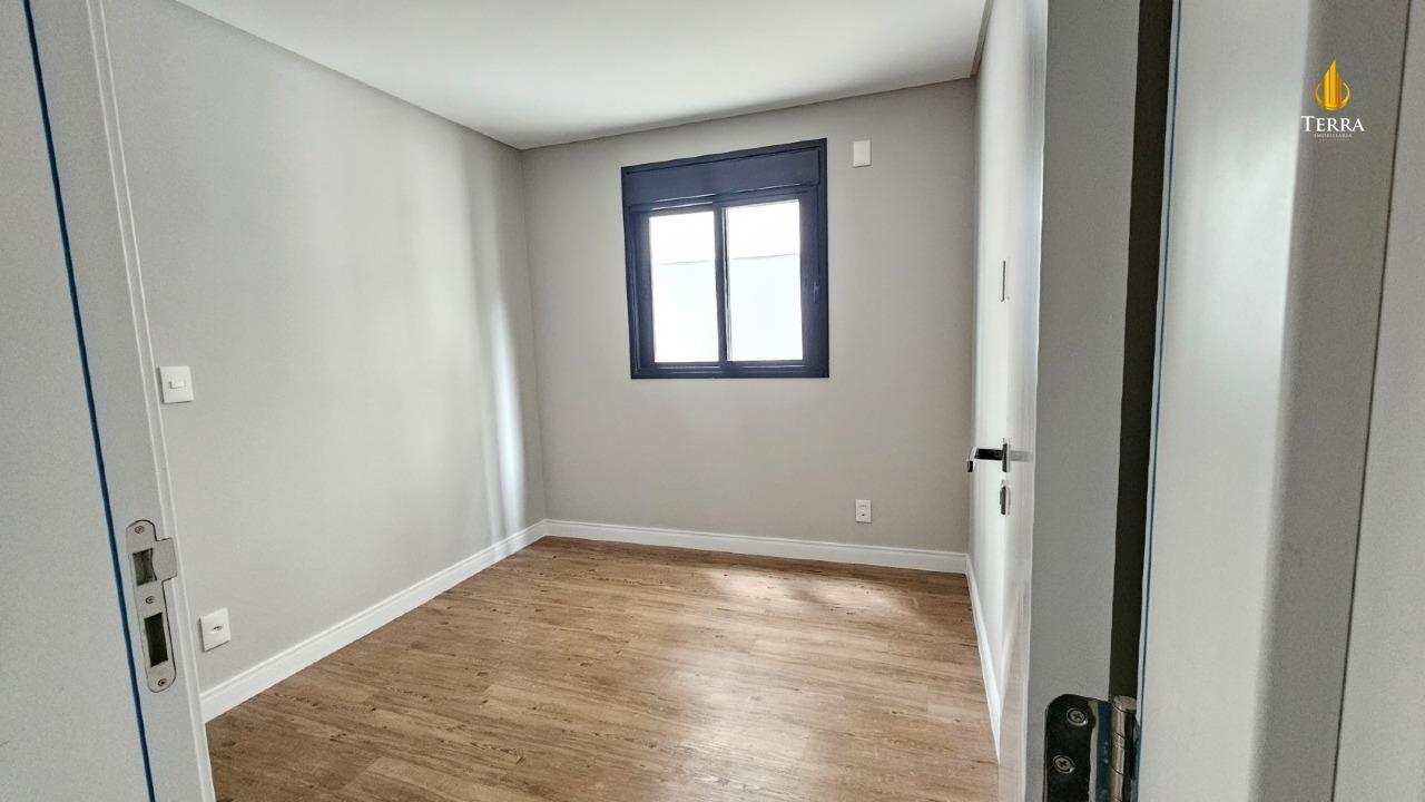 Sun Coast Residence Apartamento com 3 quartos, Fazenda: 