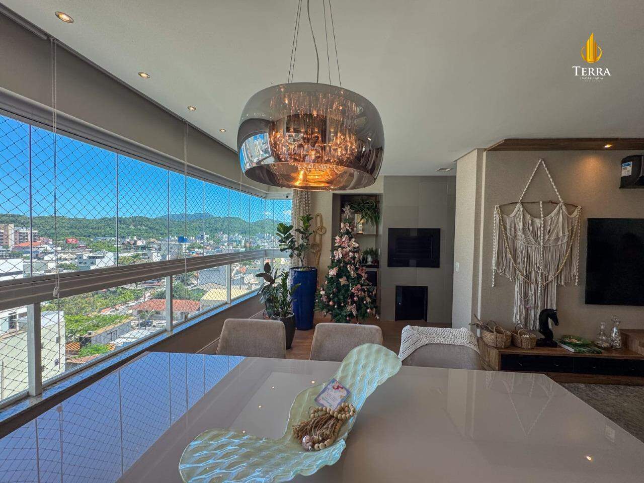 Residencial Haleiwa Apartamento com 3 quartos, Centro: 