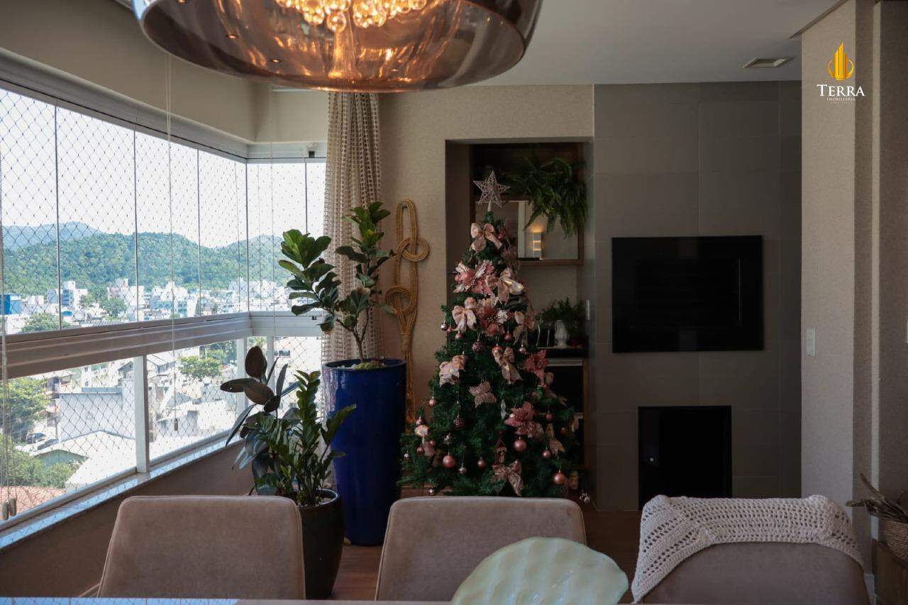 Residencial Haleiwa Apartamento com 3 quartos, Centro: 