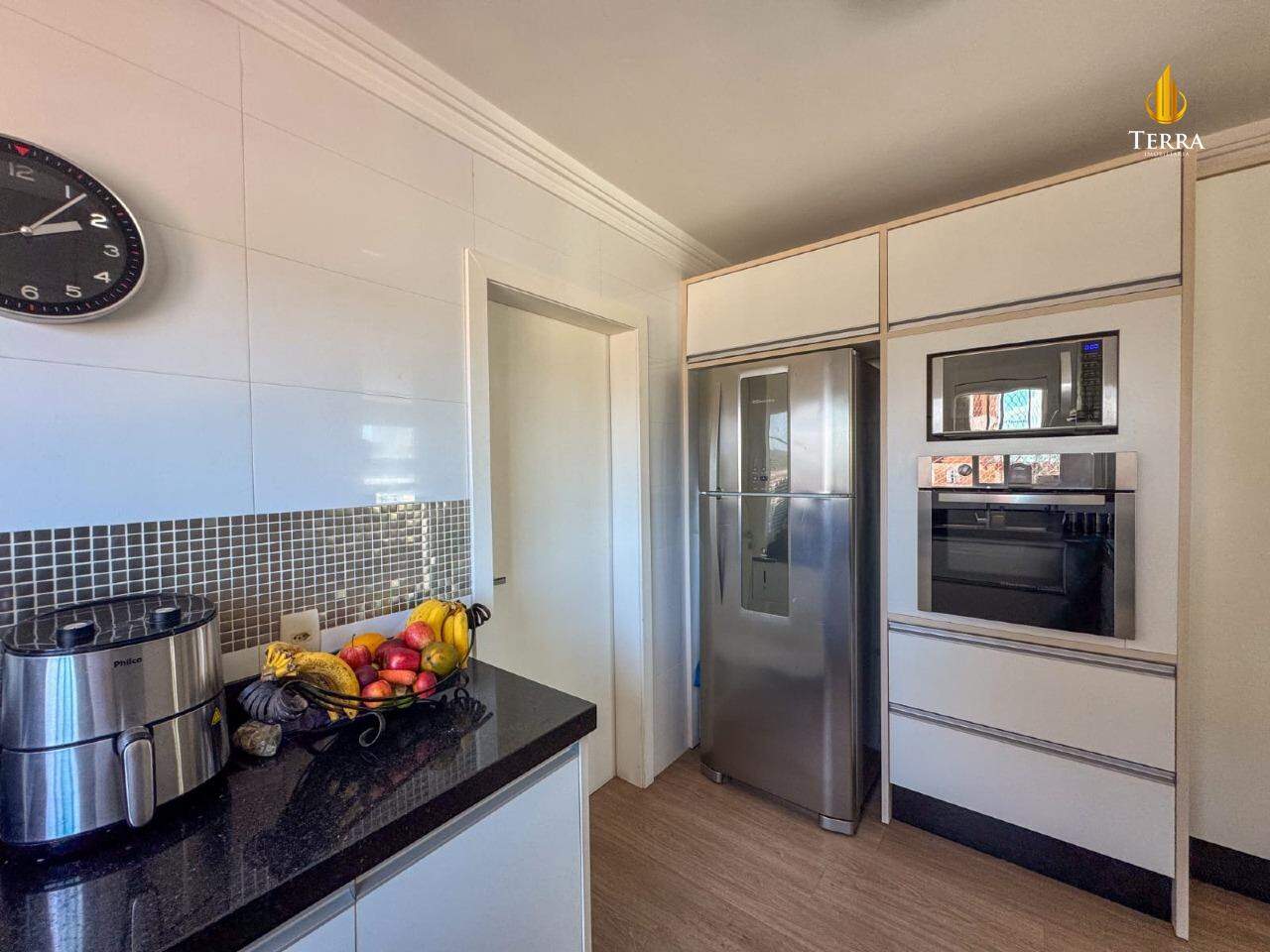 Residencial Haleiwa Apartamento com 3 quartos, Centro: 