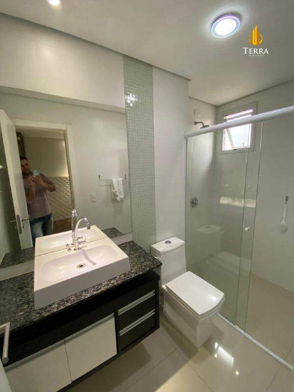  Apartamento com 4 quartos, Centro: 