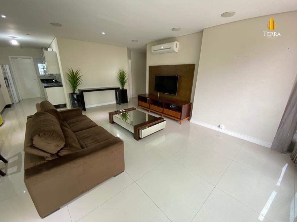  Apartamento com 4 quartos, Centro: 