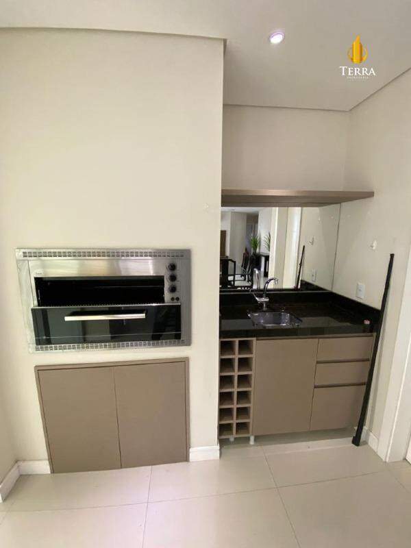  Apartamento com 4 quartos, Centro: 