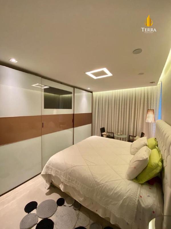 Edifício Luz do Mar Apartamento com 3 quartos, Centro: 