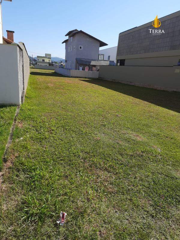  Terreno com , Areias: 