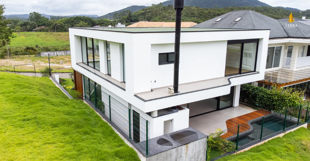 Condomínio Riverside Casa em Condomínio com 3 quartos, Rio do Meio: 