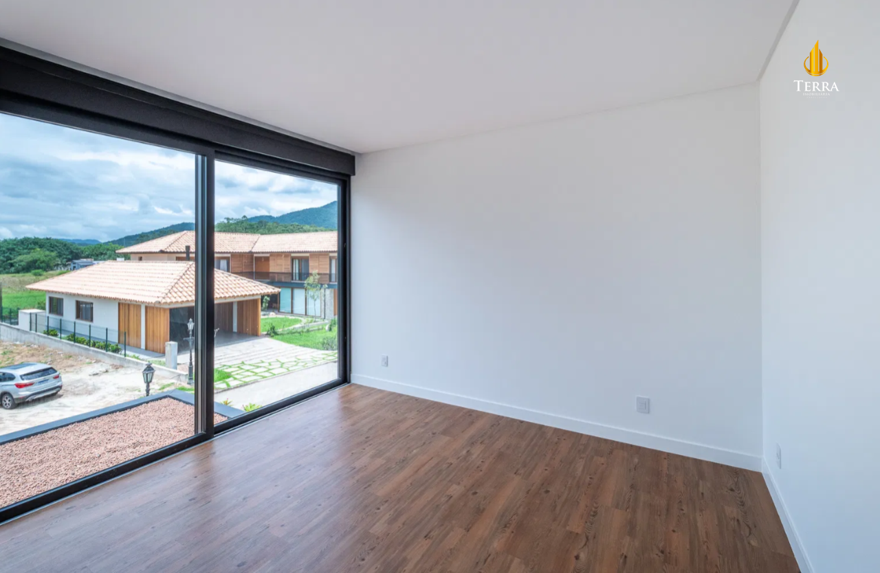 Condomínio Riverside Casa em Condomínio com 3 quartos, Rio do Meio: 
